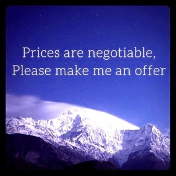 Authentic Merchandise. COLD weather will arrive soon. stylish coats !!!!! - Picture 1 of 1